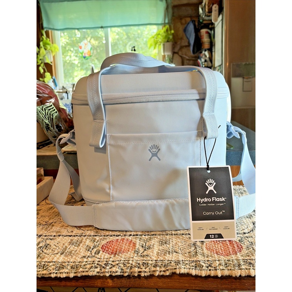 Hydro Flask Carry Out 12L - 20 Can Capacity - Soft Sided Cooler in Blue Surf